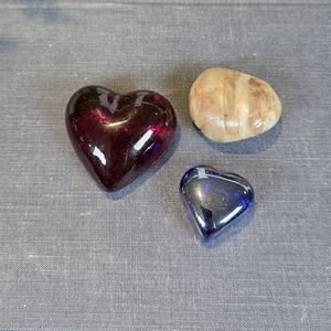 Crystal & Tumbled Stone Collection: Two Glass Hearts & Natural Banded Stone